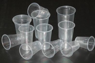 Cốc dùng một lần chứa chất độc Polystyrene có thể gây ung thư
