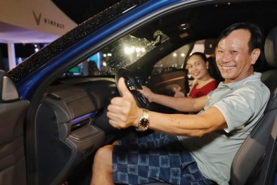 Xe điện VinFast thu hút khách hàng bằng chính sách hấp dẫn, hậu mãi đặc biệt