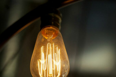 Mỹ cấm sản xuất và bán ra một số bóng đèn sợi đốt