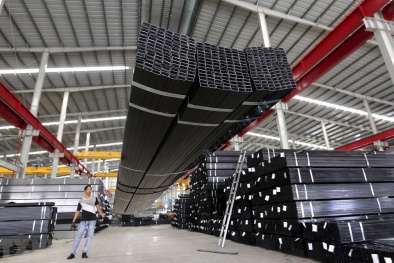 Sửa đổi, bổ sung quy định về các biện pháp phòng vệ thương mại