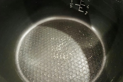 Chuyên gia cảnh báo nguy cơ khi sử dụng nồi cơm điện bị bong tróc lớp chống dính