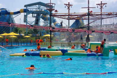 Wonderland Water Park vận hành, Novaworld Phan Thiet đón hàng chục ngàn lượt khách mỗi ngày