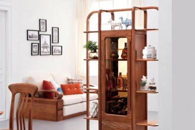 Đồ gỗ nội thất Trung Quốc giá rẻ bán tràn lan khiến doanh nghiệp Việt cạnh tranh khó khăn