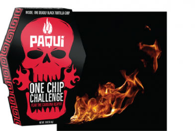Ăn bim bim siêu cay One Chip Challenge - trào lưu nguy hiểm của giới trẻ