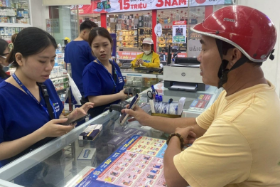 Khan hiếm thuốc Tobrex điều trị đau mắt đỏ: Không nên tự mua thuốc thay thế vì dễ gây biến chứng