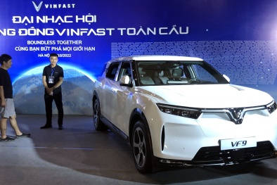 VinFast bất ngờ công bố doanh số: Bàn giao hơn 9.500 xe trong quý 2/2023