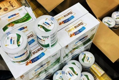 Thu giữ nhiều thùng sữa không rõ nguồn gốc tại Đà Nẵng