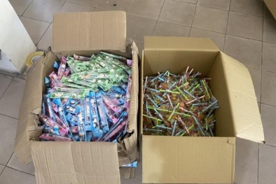 Quảng Ninh: 1.380 sản phẩm bánh kẹo không rõ nguồn gốc xuất xứ