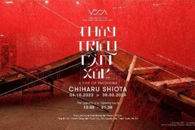 Mở cửa triển lãm sắp đặt ‘Thủy triều cảm xúc’ của nghệ sĩ Chiharu Shiota tại Việt Nam