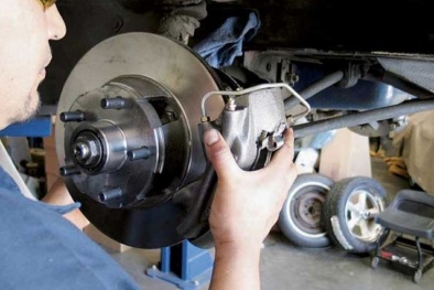 Sử dụng ô tô đúng cách để không mất nhiều chi phí sửa chữa và bảo dưỡng