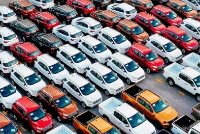 Màu sơn ô tô ảnh hưởng thế nào đến sự mất giá của xe?
