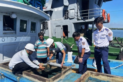 Bộ Tư lệnh Vùng Cảnh sát biển 3 bắt giữ tàu chở 80.000 lít dầu DO không rõ nguồn gốc