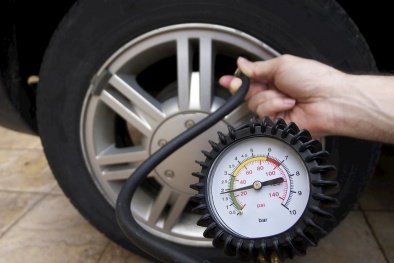 Những lưu ý khi bơm lốp xe ô tô tránh xảy ra những tai nạn đáng tiếc