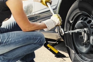 Đảo lốp xe ô tô định kỳ giúp tiết kiệm và đảm bảo an toàn