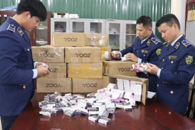 Cao Bằng: Tạm giữ 2.500 sản phẩm thuốc lá điện tử ghi bằng chữ 'Made in China'