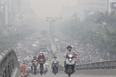 Hà Nội: Không khí ô nhiễm ở mức báo động, cần làm gì để bảo vệ sức khỏe?