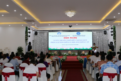 Nâng cao nhận thức trong lĩnh vực BHXH, BHYT cho hơn 100 cán bộ làm công tác dân số 