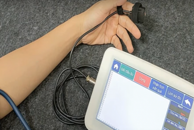Phát triển sản phẩm máy đo huyết áp thông minh