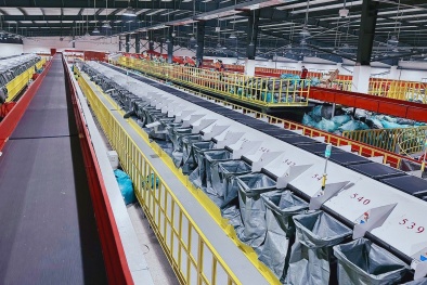 Viettel Post khai trương Tổ hợp công nghệ chia chọn thông minh đầu tiên của Việt Nam