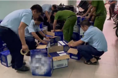 Phát hiện hàng nghìn chai rượu gắn nhãn thương hiệu nước ngoài không có tem nhập khẩu