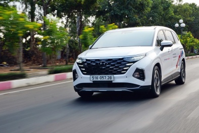 Đánh giá Hyundai Custin: Mẫu xe định hình phân khúc MPV tầm trung