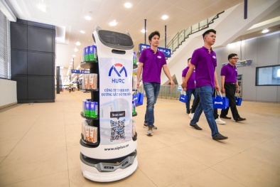 Hàng nghìn sản phẩm Vinamilk “theo chân” kiều bào trải nghiệm tuyến metro Bến Thành - Suối Tiên