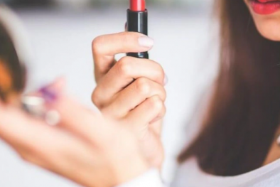 Hệ lụy với sức khỏe làn da và tâm lý khi sử dụng mỹ phẩm quá sớm