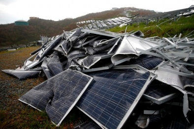 Khủng hoảng rác thải từ tấm pin năng lượng mặt trời đã qua sử dụng 