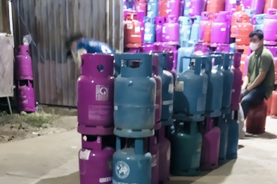 Bình Định: Tạm giữ gần 2.100 chai LPG không có hóa đơn chứng từ