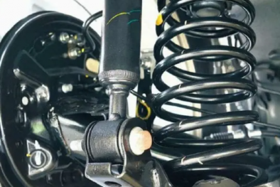 Dấu hiệu cảnh báo phải thay phuộc xe ô tô để tránh rủi ro khi lưu thông