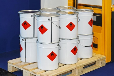 Thùng chứa hàng hóa nguy hiểm phải tuân thủ tiêu chuẩn hoặc quy chuẩn quốc gia