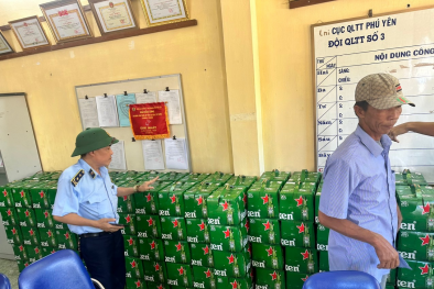 Phú Yên: Tạm giữ hơn 3.000 chai bia nhãn hiệu Heineken nhập lậu