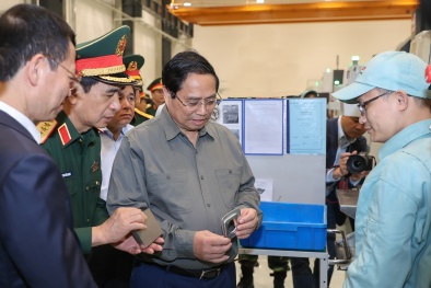 Thủ tướng Phạm Minh Chính: Viettel cần phát triển ngành công nghiệp chip bán dẫn hiệu quả hơn