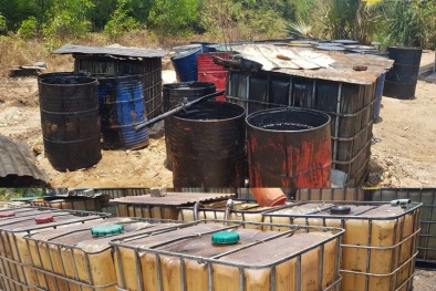 Bình Thuận: Thu giữ 11.000 lít dầu nhớt tái chế trái phép tại một nhà xưởng