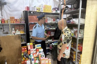 Quảng Ninh thu giữ hơn 2.000 sản phẩm thuốc tân dược nhập lậu