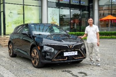 Chủ xe VinFast VF 7 Hỏa Long Độc Bản: ‘Giao dịch ở mọi thời điểm liên quan tới Rồng’