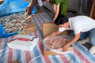 Thừa Thiên Huế: Tiêu hủy 2,4 tấn thịt gia cầm nhập lậu