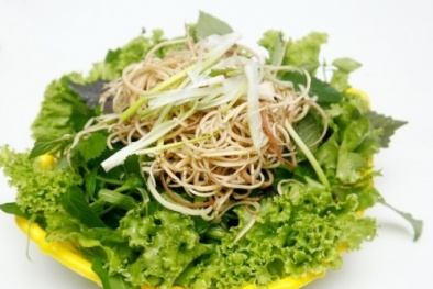 Nhiễm ổ sán lá gan lớn do thói quen ăn rau sống