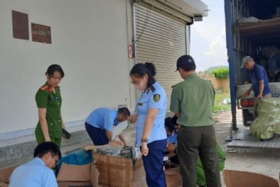 Thu giữ lượng lớn xe đạp điện, phụ tùng xe điện các loại không rõ nguồn gốc