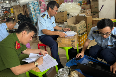 Ninh Bình: Thu giữ gần 280 sản phẩm camera mini A9, bình inox không rõ nguồn gốc xuất xứ