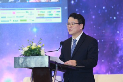 'Ứng biến trong vạn biến'