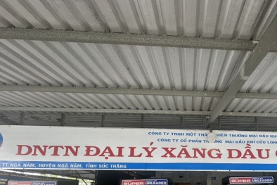 Thêm một doanh nghiệp kinh doanh hàng nghìn lít xăng dầu không đảm bảo chất lượng 