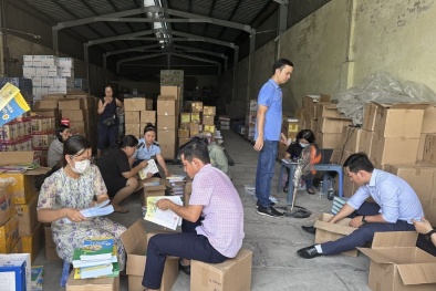 Tiếp tục phát hiện, tạm giữ hơn 40.000 quyển sách có dấu hiệu giả mạo Nhà xuất bản Giáo dục