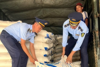 Quảng Trị: Liên tiếp phát hiện 16 tấn đường cát nhập lậu không đảm bảo chất lượng