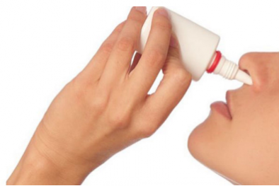 Lạm dụng thuốc nhỏ mũi co mạch: Nguy cơ biến chứng nặng