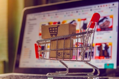 Thương mại điện tử xuyên biên giới: Cơ hội và thách thức 