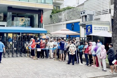 Xử lý hành vi đầu cơ, thuê người xếp hàng mua gom vàng để đẩy giá