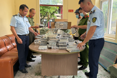 Quảng Ninh: Thu giữ hơn 5000 lọ tinh dầu thuốc lá điện tử không rõ nguồn gốc, xuất xứ