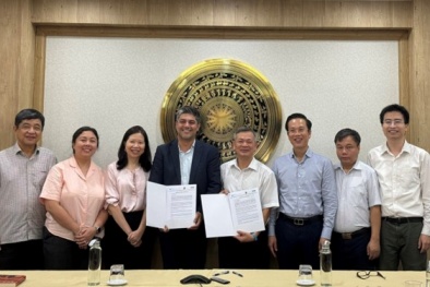 Thúc đẩy hợp tác với UNIDO về sản xuất chất chuẩn