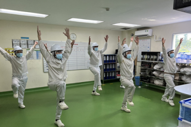 Nhân viên Ajinomoto được cung cấp bữa ăn lành mạnh, tập thể dục tăng cường sức khỏe 5 phút mỗi ngày